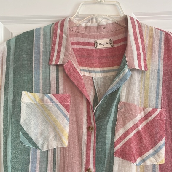 Altar’d State Women’s Relaxed Fit Button Down Blouse - Picture 6 of 11